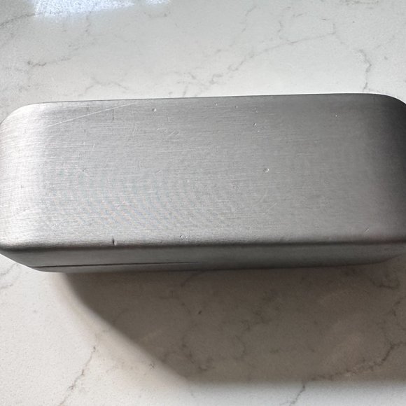 Jaguar Silver Hard Case Storage for Glasses or Sunglasses Cleaning Cloth UNISEX - Picture 3 of 7